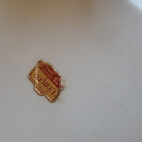 Vintage Ucagoo Ceramics Vanity Set - Picture 5 of 11